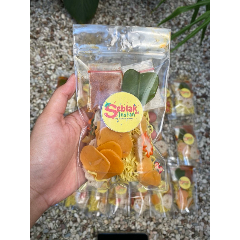 

SEBLAK INSTAN KOMPLIT lengkap dengan bumbu seblak