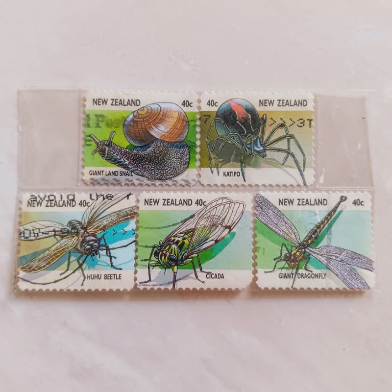 

(AG) Perangko New Zealand 1997 Creepy Crawlies Set 5 pcs Used