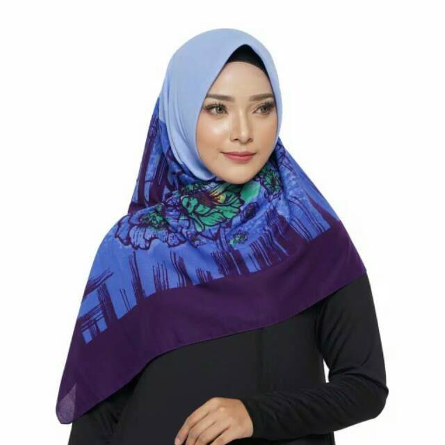 HIJAB SEGI EMPAT ELZATTA KAILA LUSIANA