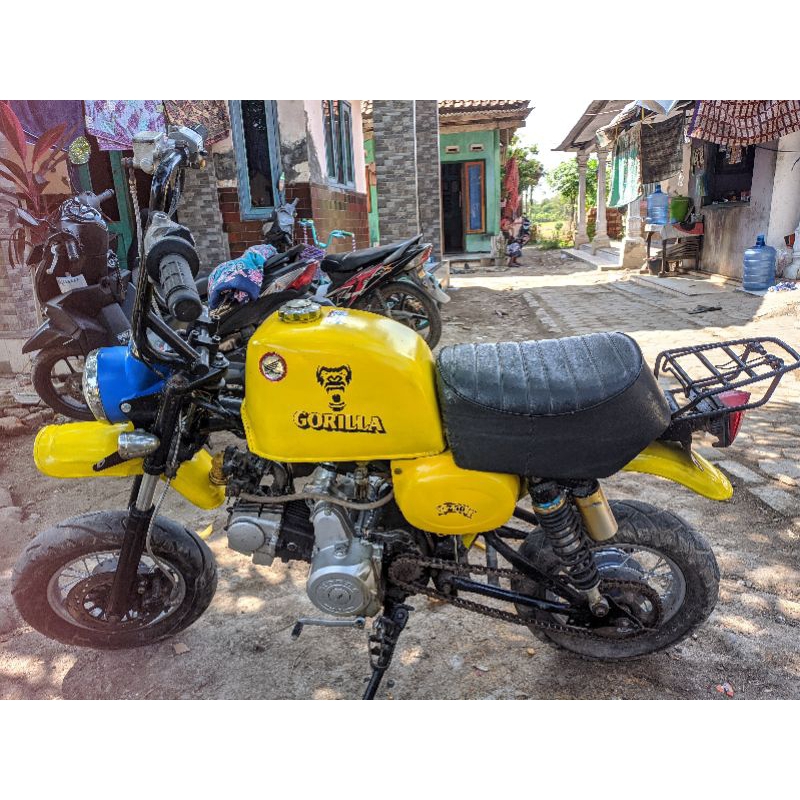 Honda monkey replika mesin c86