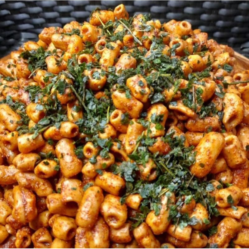 

MAKARONI BANTET DAUN JERUK 1 Kg / MAKARONI GURIH SUPER PEDAS