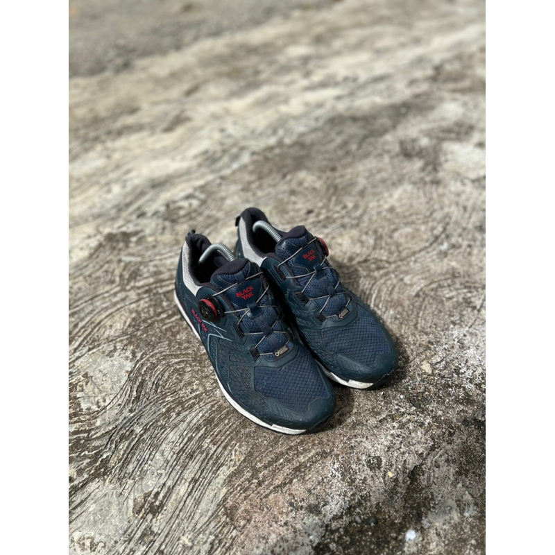 Sepatu gunung second original blackyak