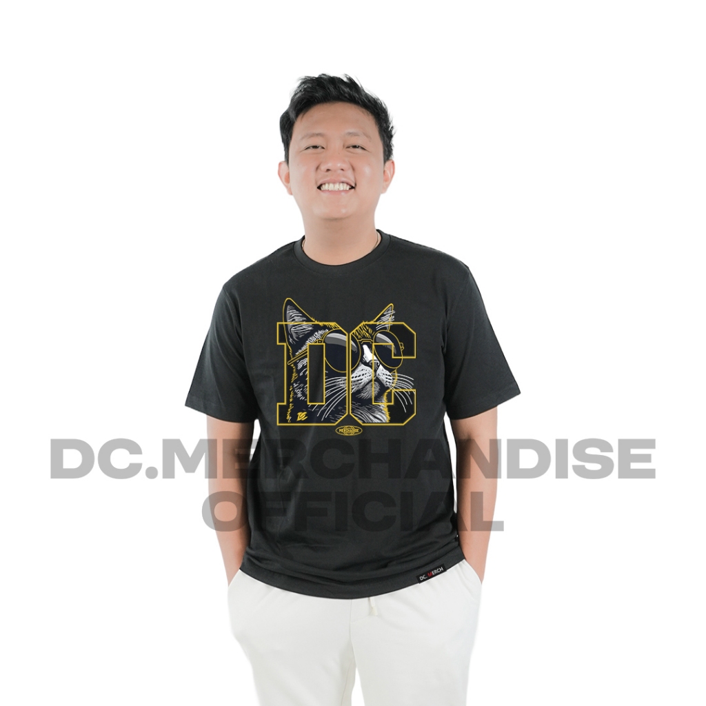 DC OFFICIAL MERCHANDISE KAOS | DC CAT BLK