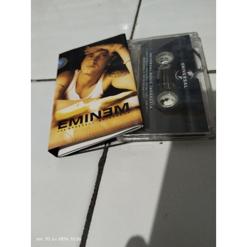 kaset pita eminem / the marshall mathers