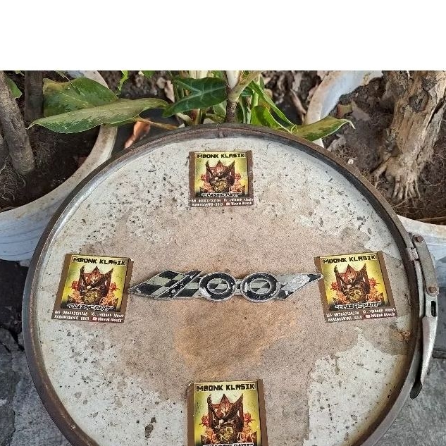 logo emblem aki suzuki a100 a4 a5 a6 ORIGINAL logo accu suzuki a100 a4 a5 a6
