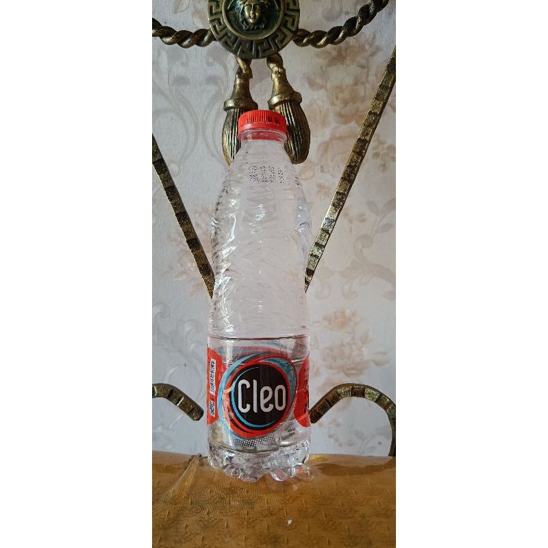 

AIR MINUM MERK CLEO BOTOL ISI 550 ML