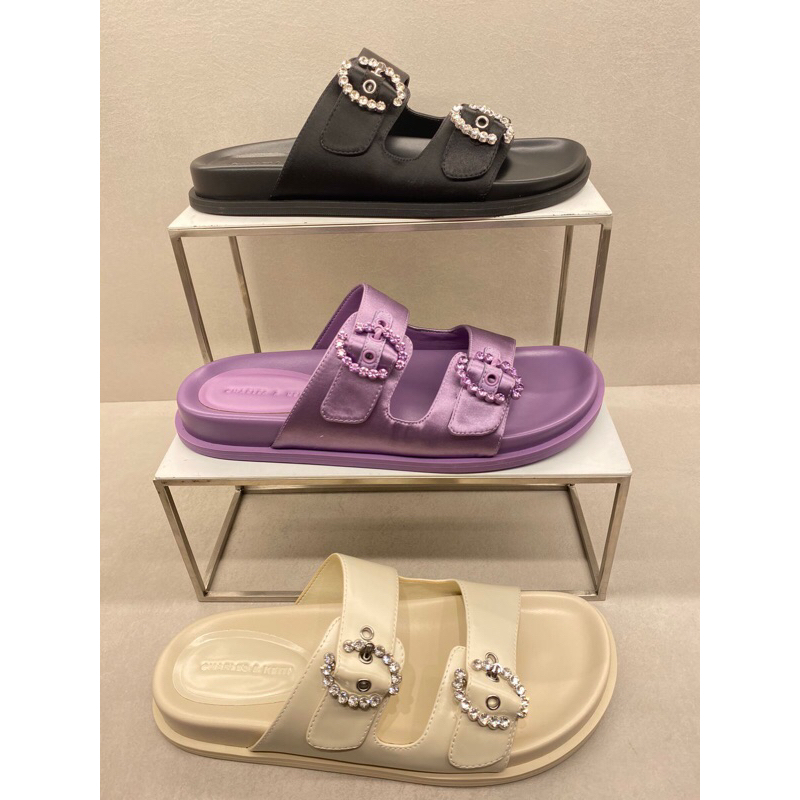 Sandal wanita flat Charles&Keith original