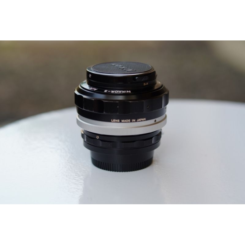 lensa Nikon 55mm F1.2