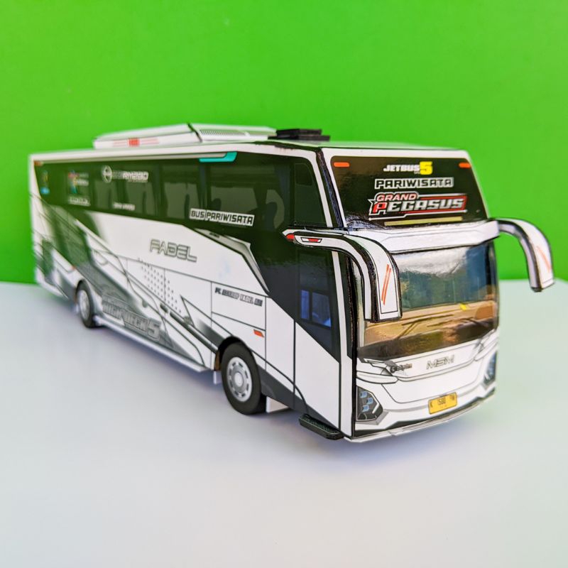 Miniatur Bus GRAND PEGASUS JB5 MSM Asyrof Fadel Set Pajangan Lampu Hadiah Ban Mainan Basuri