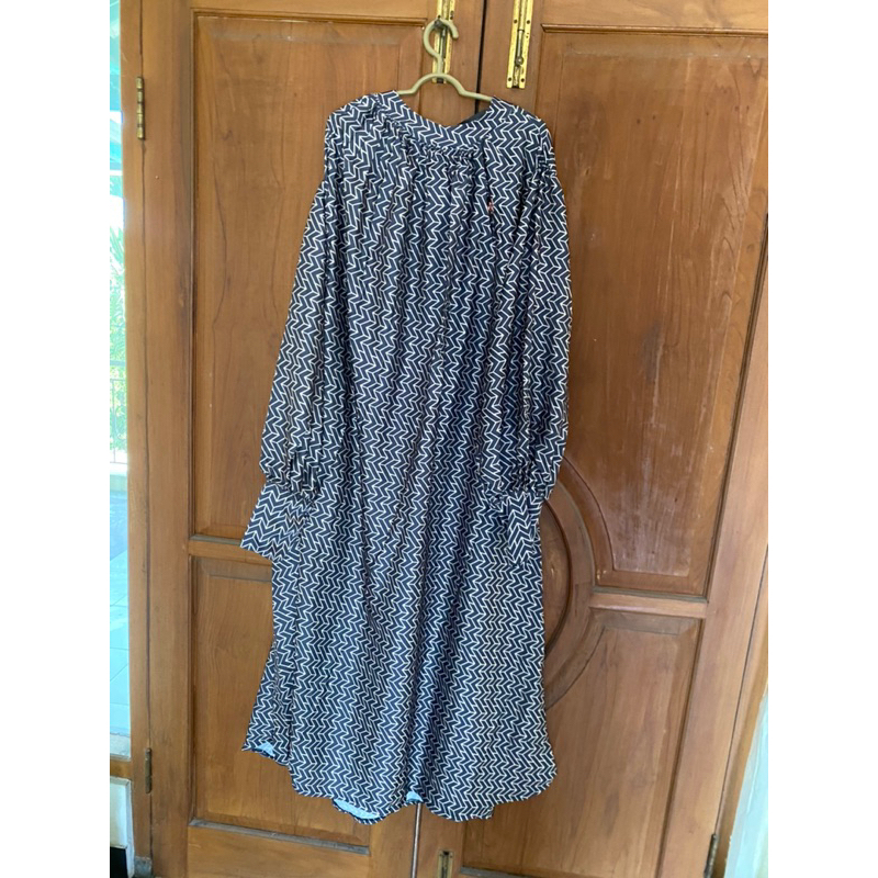 preloved gamis satin