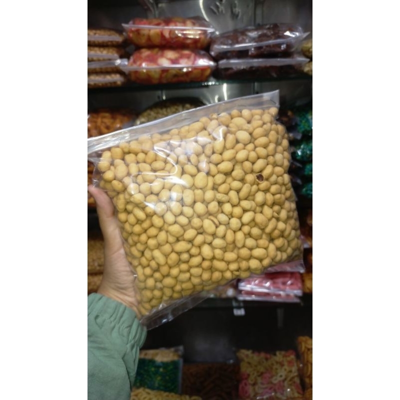 

Kacang Atom/Kacang Telur Manis/Kacang Atom Oven Gurih