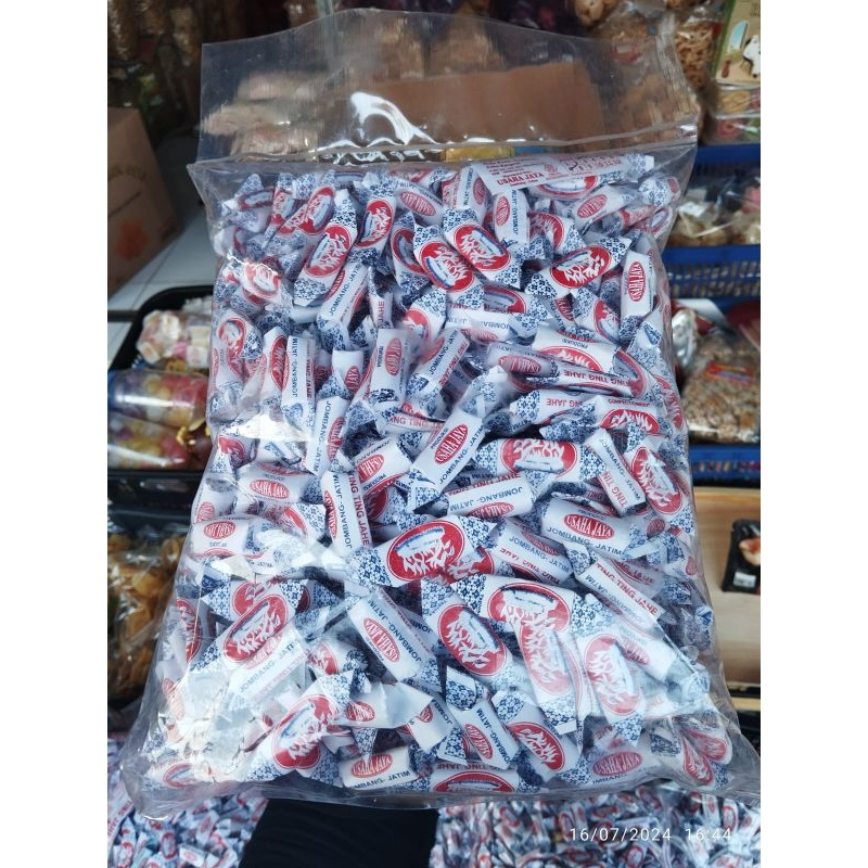 

PERMEN JAHE 100 GRAM DAN 250 GRAM