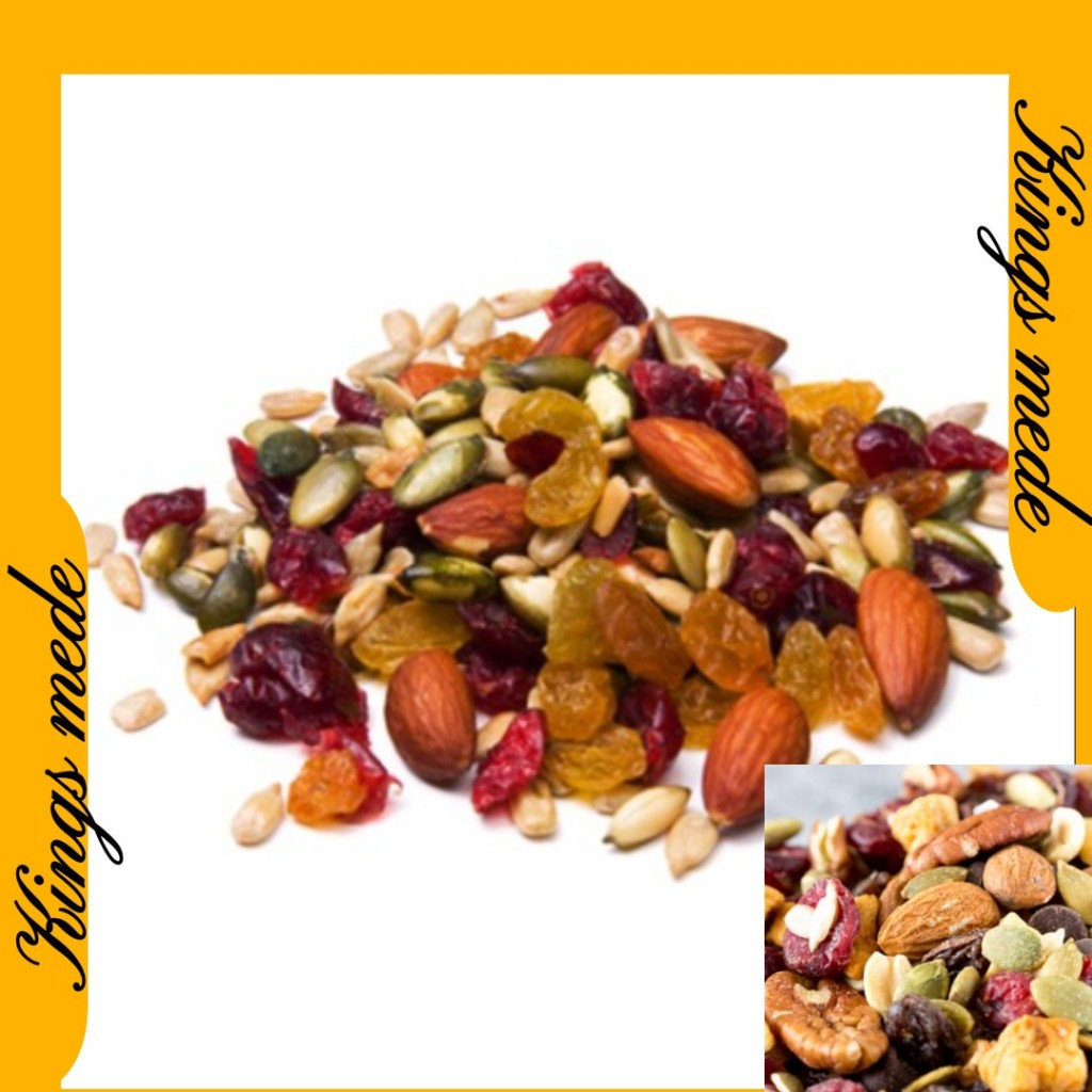

SUPER TRAIL MIX 1/2 Kg - Almond, Cranberry, Pumpkin Seed, Cashew, Raisin, Sunflower Seed