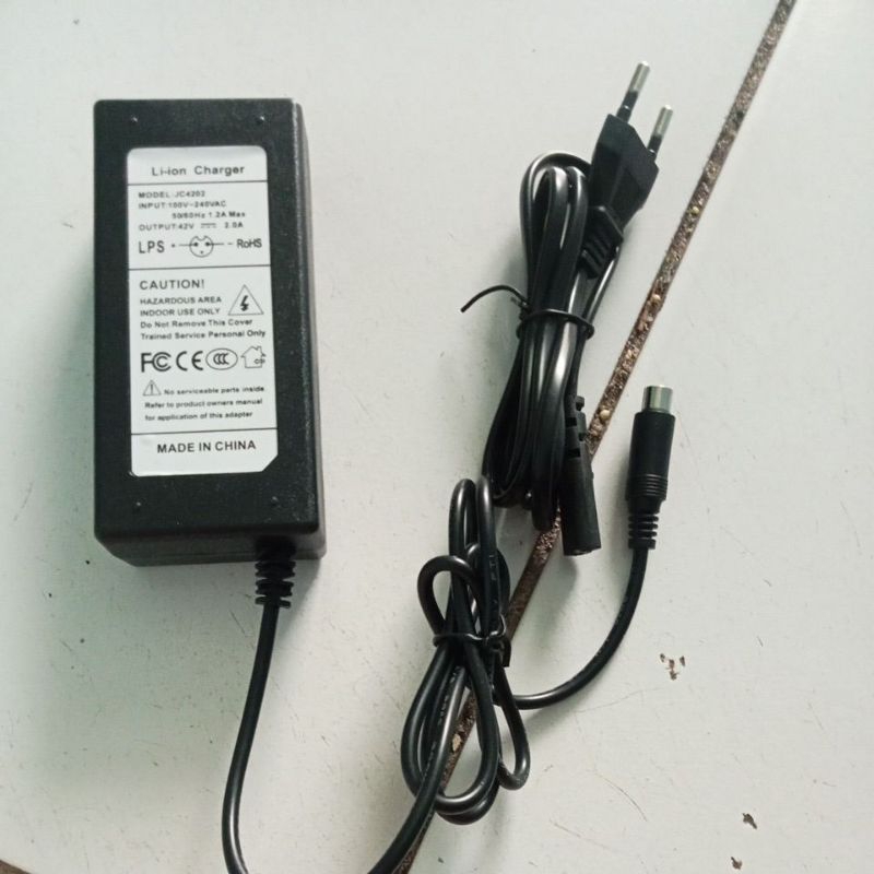 charger skuter  listrik Xiaomi/M365/ audrey inspire