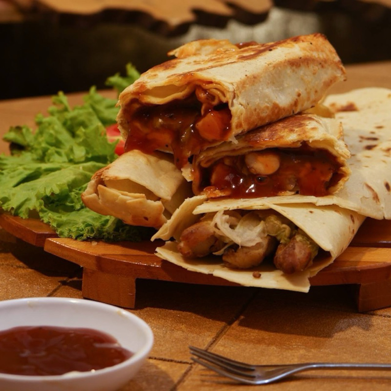 

Tortilla premium 17 cm isi 20 pcs lembar tortila kulit kebab bungkus kebab bahan kebab halal daging