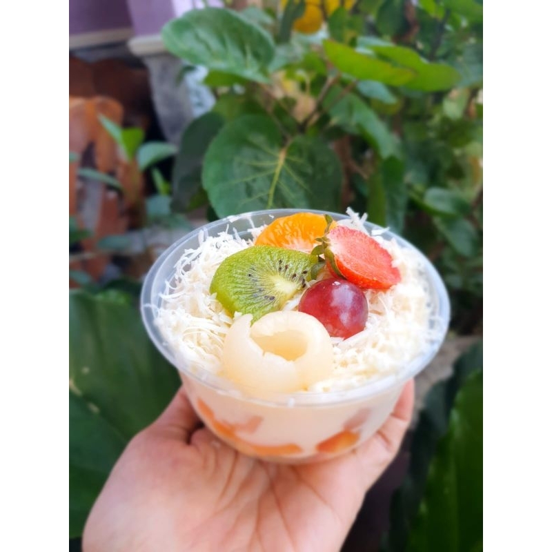 

salad buah 300ml free 1 box setiap pembelian 15 box