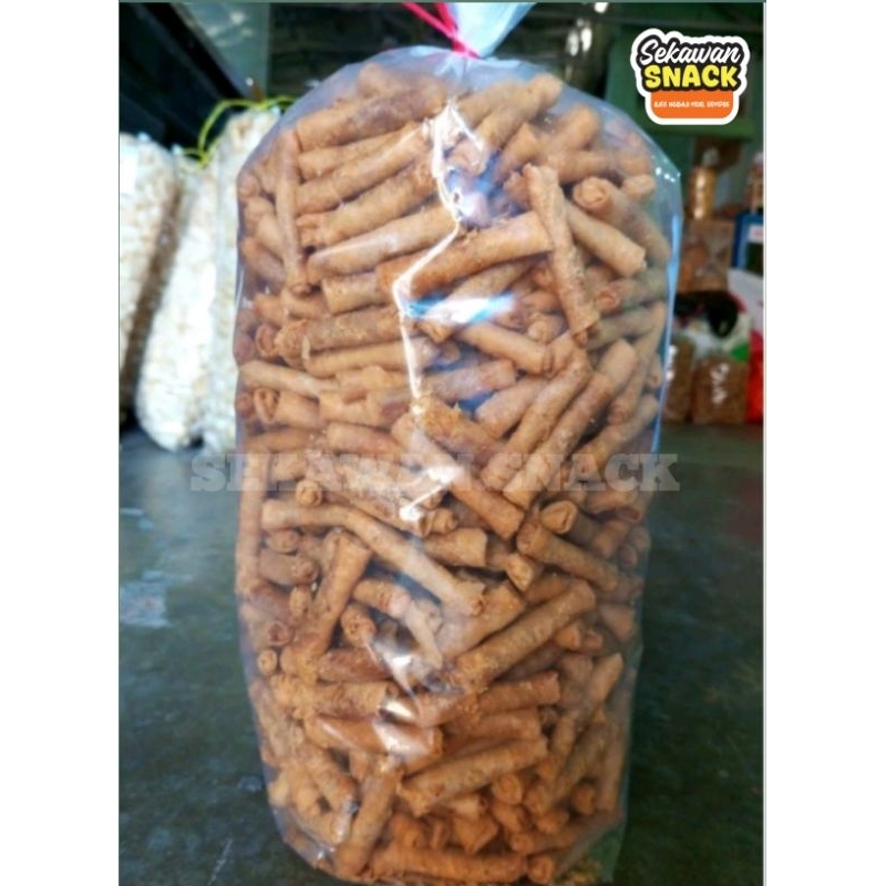 

Kemasan 1Bal Sumpia Udang panjang|Sumpia Udang Panjang Sepesial Gurih|Sumpia Udang Khas Cirebon