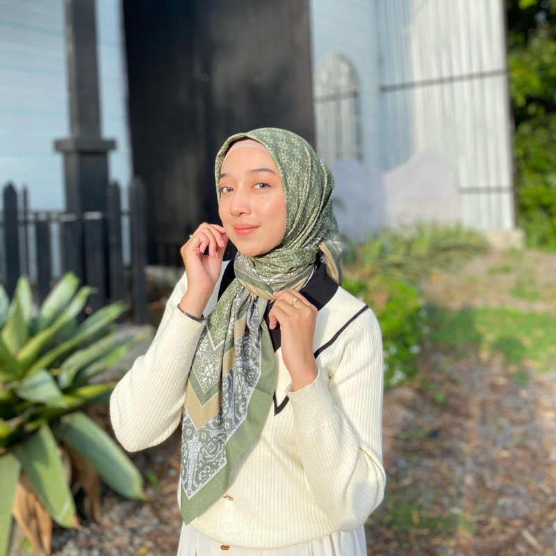 AZARA Warna ARMY SOFT Hijab Segiempat Hijab Motif Hijab Bahan Voal