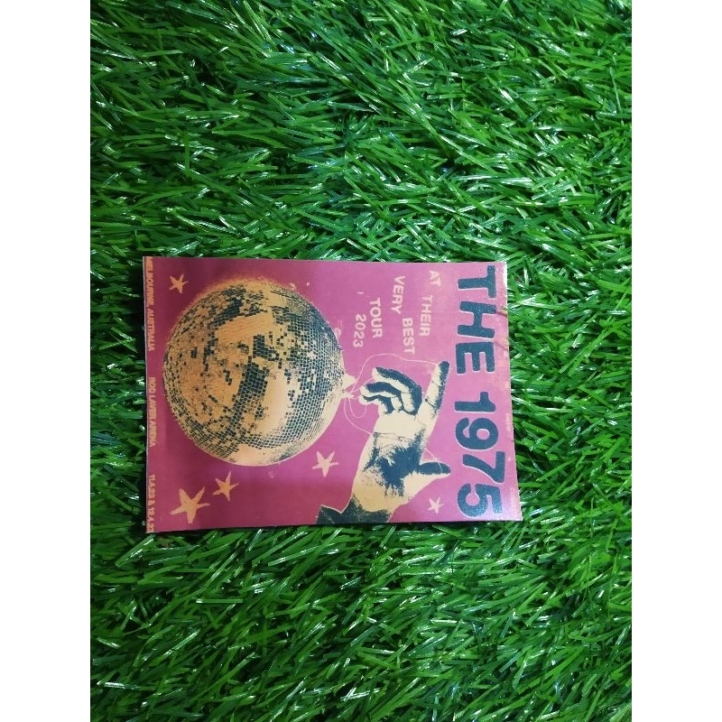 

print stiker the 1975