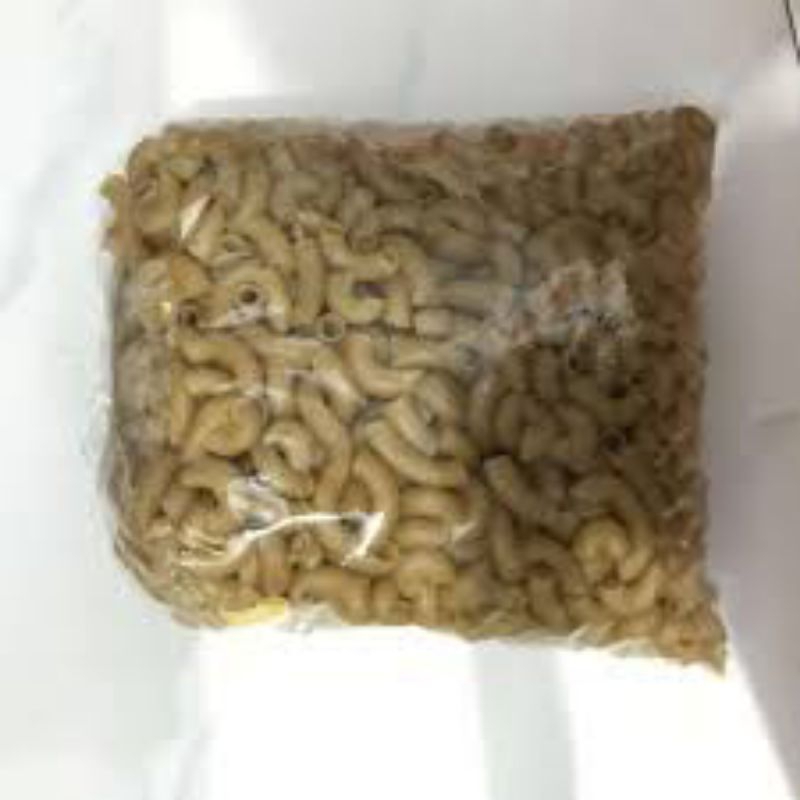 

kerupuk makeroni mentah ngembang 1 kg