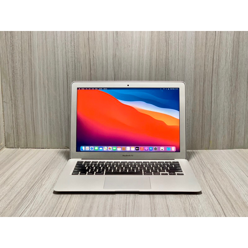 MacBook Air 13 Inch 2015 8/128 GB