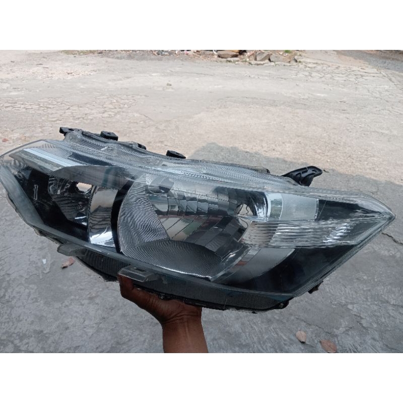 HEADLAMP VIOS GEN 3  LH/KIRI