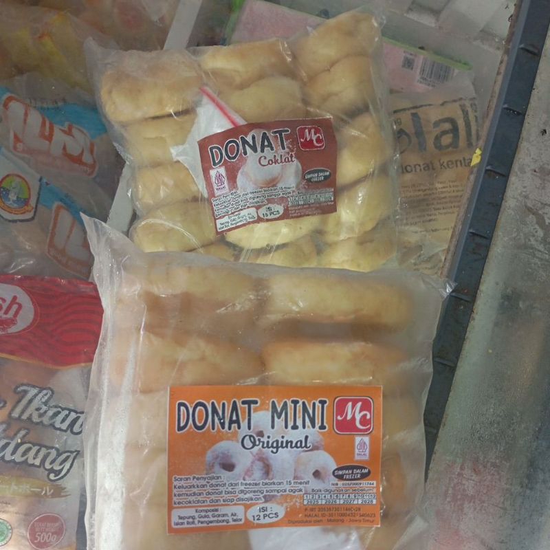 

donat bolong / isi