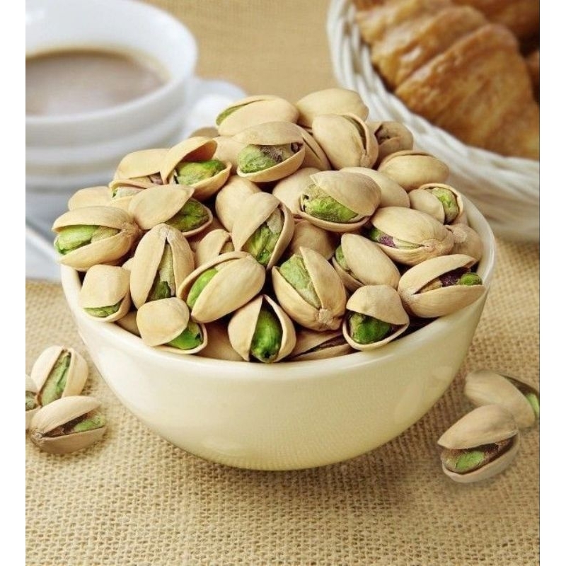 

Pistachio Roasted | Kacang Arab Panggang Roasted Salted Pistachio Kacang Fustuk Kacang Mede Arab 1KG