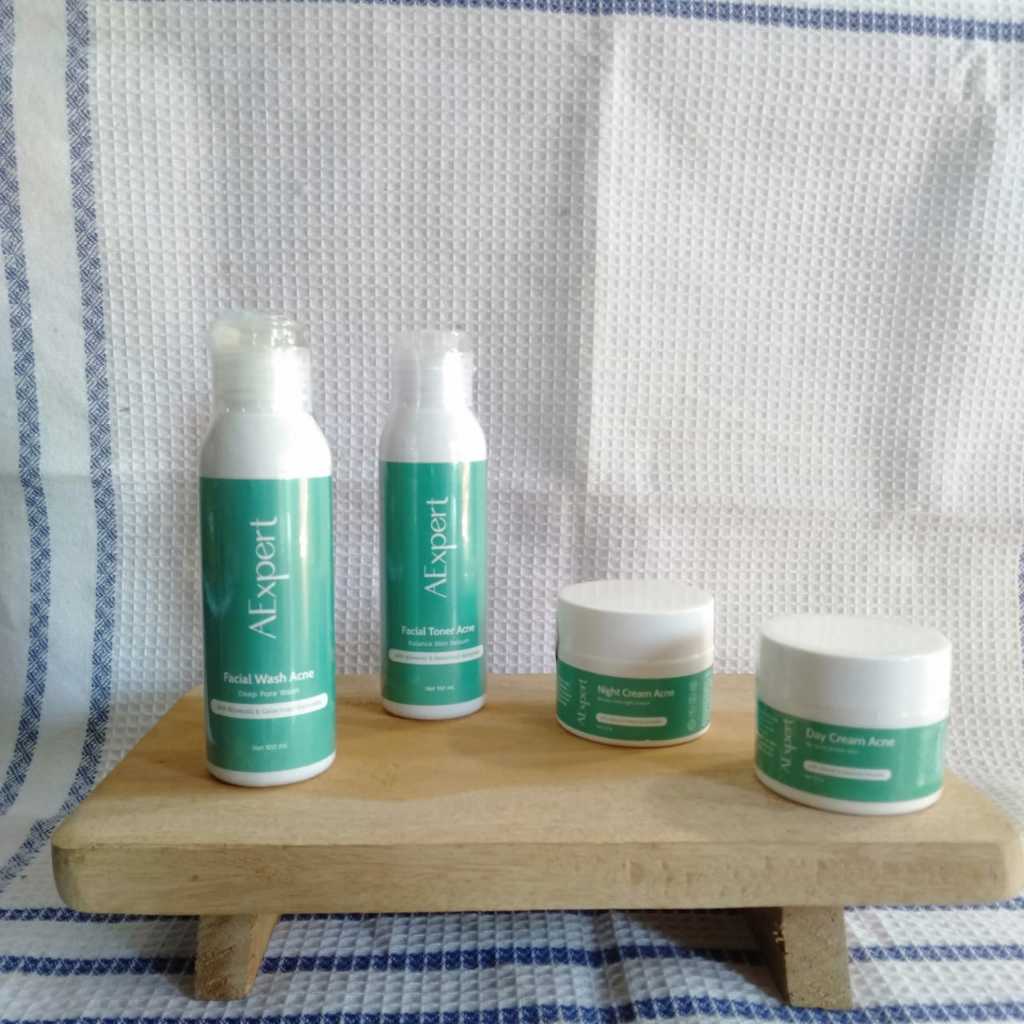 AEXPERT SKINCARE ACNE