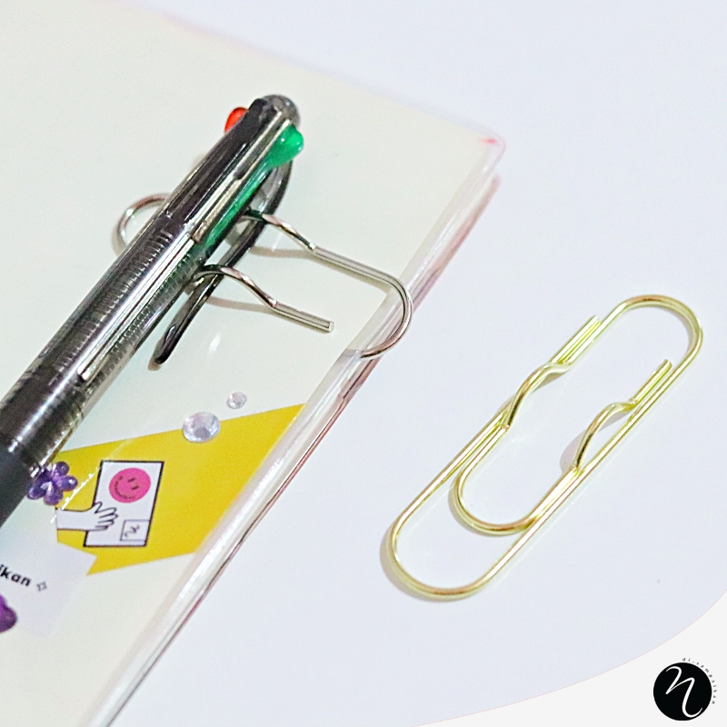 

1pcs Paper Clips Besar Dengan Pen Holder / Klip Pembatas Buku