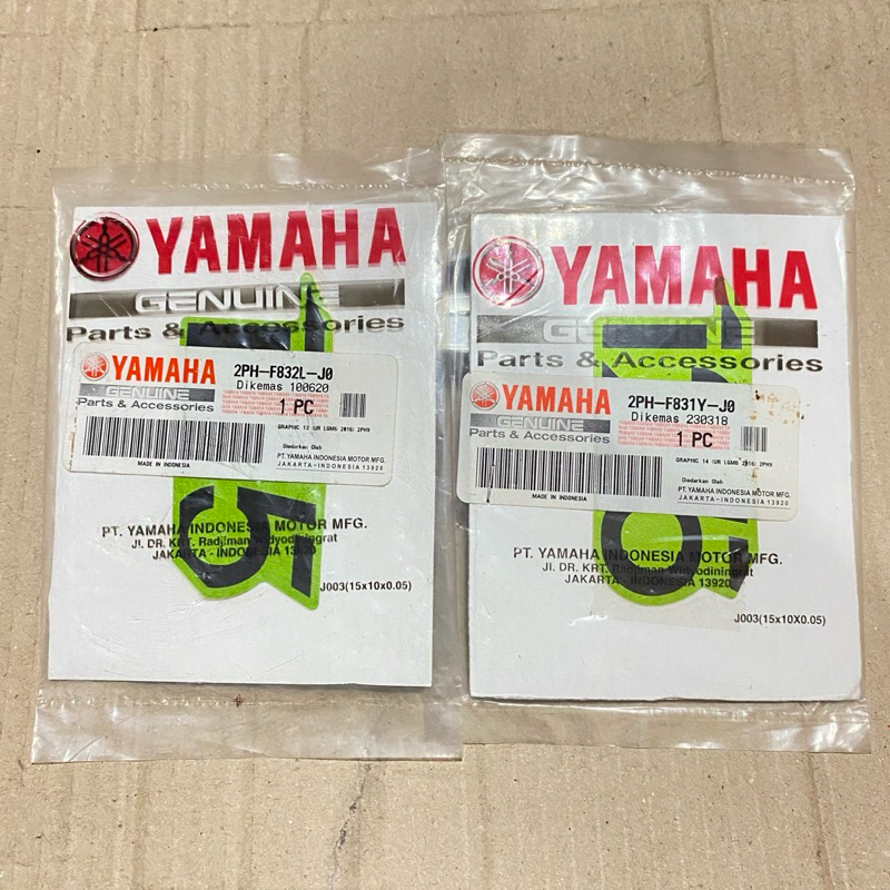 Striping Stiker PANEL BODY DEPAN Yamaha Mio M3 2017 Hijau original YGP 2PH-F832L-J0 2PH-F831Y-J0