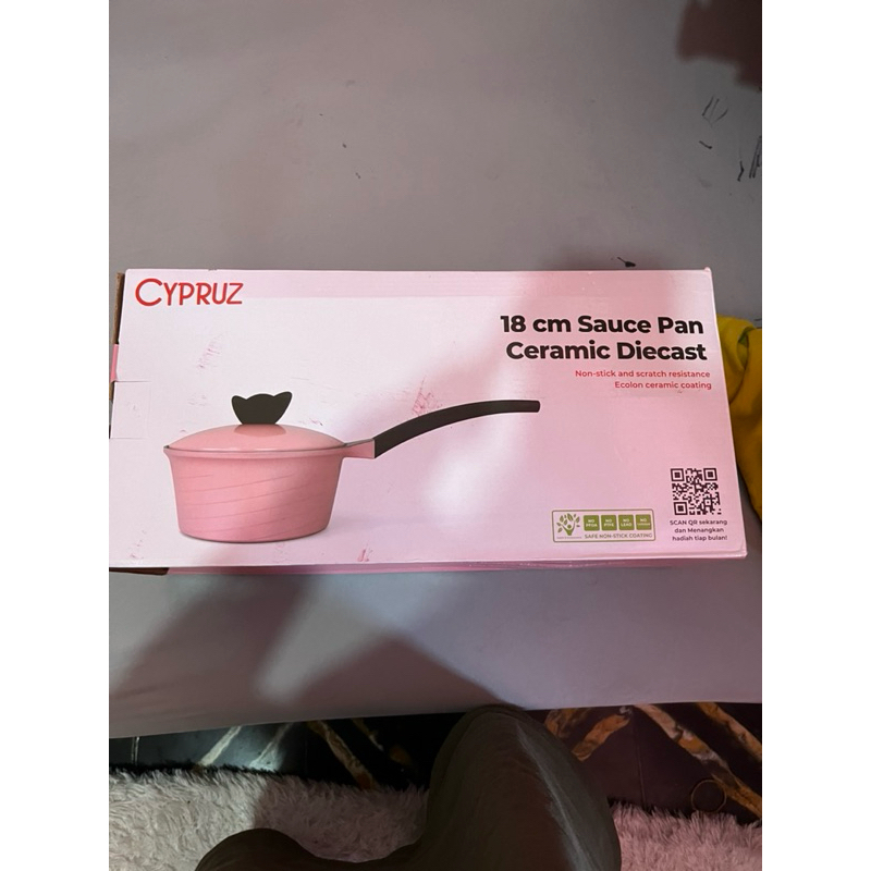 cypruz sauce pan 18cm