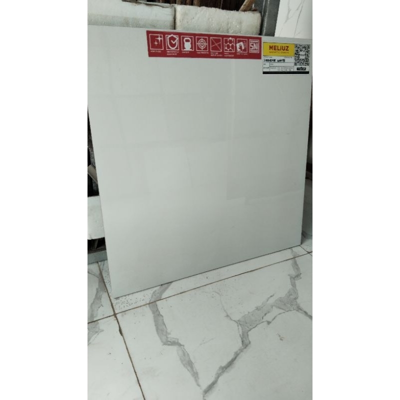 GRANITE MELIUZ Putih Polos(Supreme white) 60x60