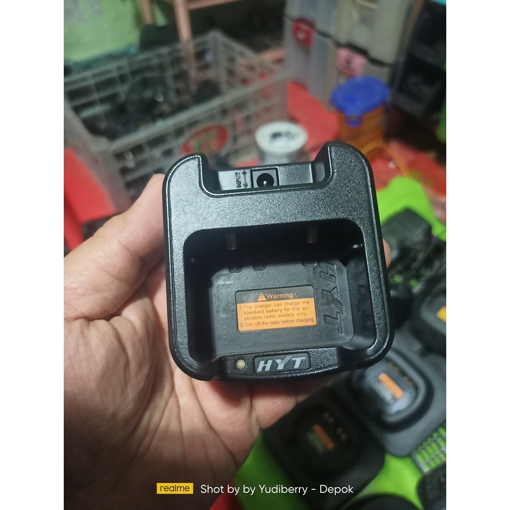 HYT CH10L CHARGER HT TC508 TC580  CHARGER HYT TC 508 KONDISI BEKAS  DESKTOP HYT TC508 TC518 TC580 HY
