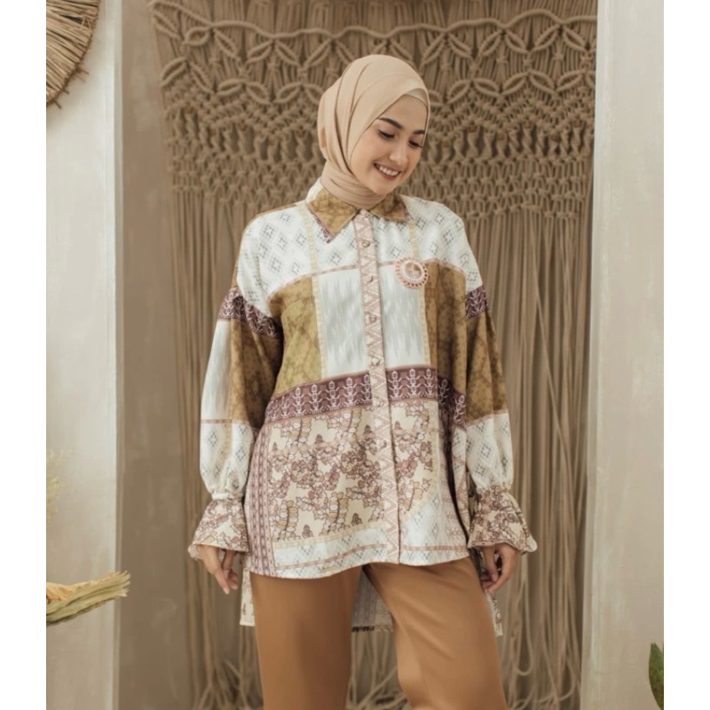 Gia blouse Wearing Klamby (booked)