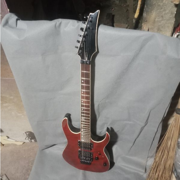 GITAR CUSTOM ELEKTRIK