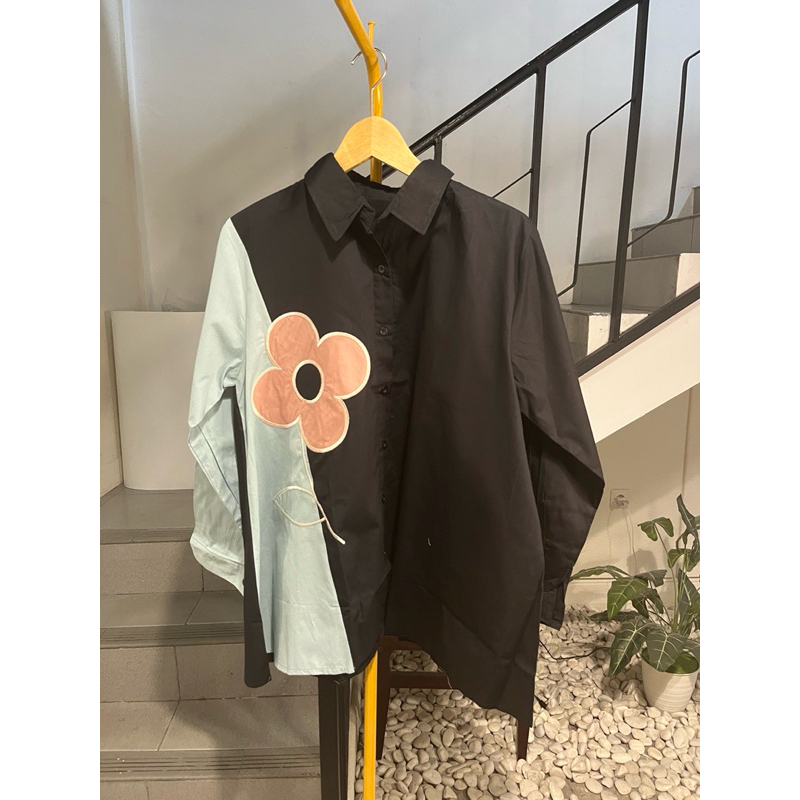 Kaoskachi | Yohana Floral Shirt | F08 | Kemeja Motif Bordir Bunga Katun Poplin Premium