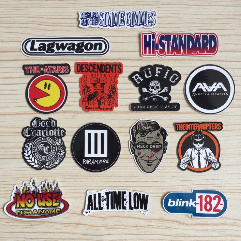 

STICKER NECKDEEP HISTANDARD DESCENDENTS PARAMORE - Stiker Aesthetic Laptop Tumblr Helm Motor