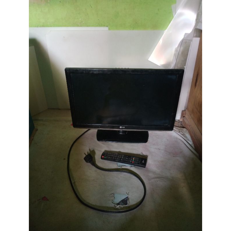 Tv LED LCD 22 inch,Merk LG Analog Second