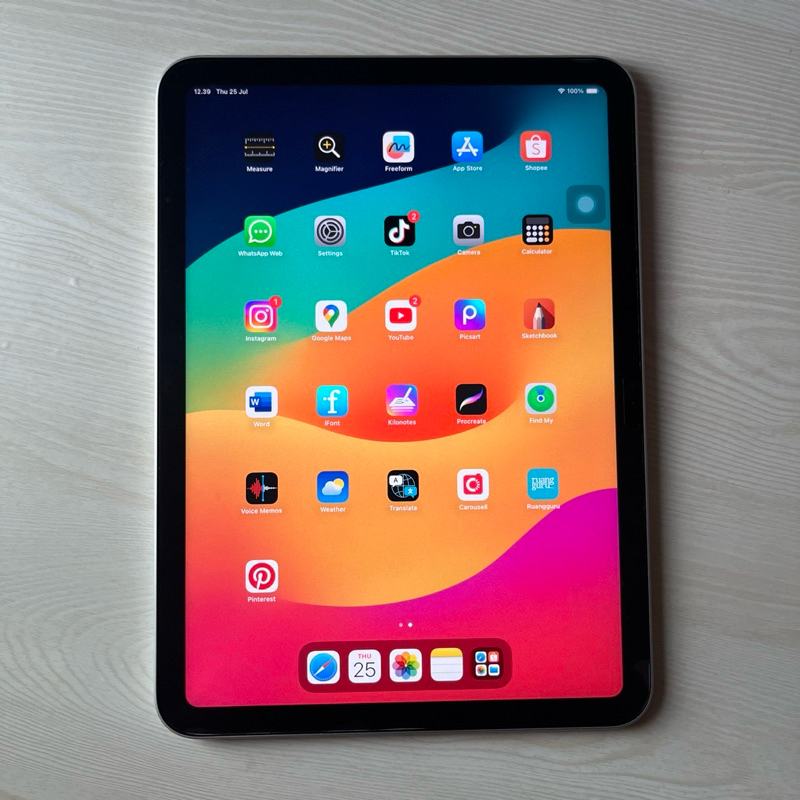 Bekas ipad 10 64gb Silver Free Pen & Case