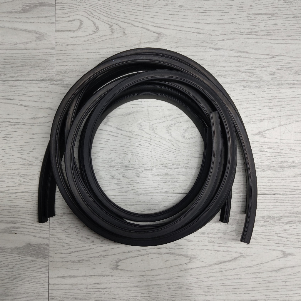 Karet Stopper Kaca Mobil Daihatsu Hijet 1000