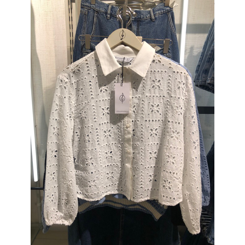 Stradivarius shirt // kemeja // silk shirt // kemeja satin