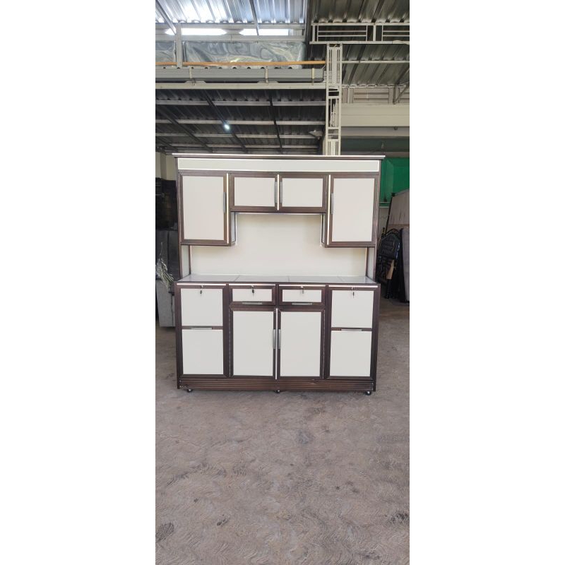 Rak piring model kitcenset