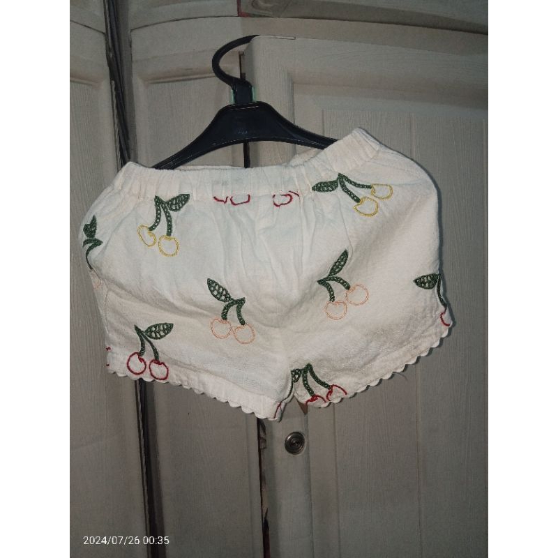 Preloved Stella Mccartney size 3y