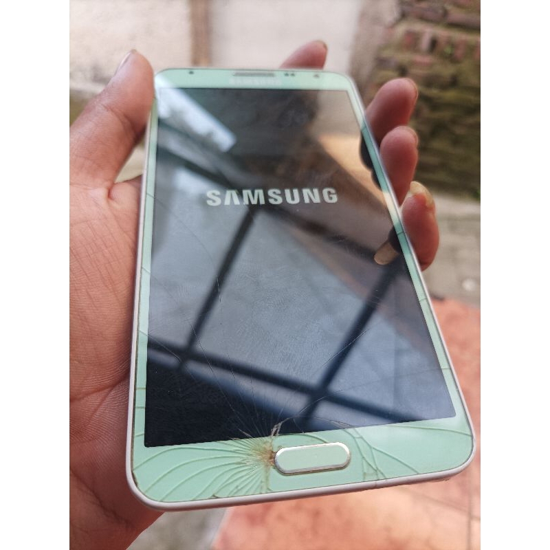 Samsung galaxi note3neo minus sesuai di pic retak normal sangat