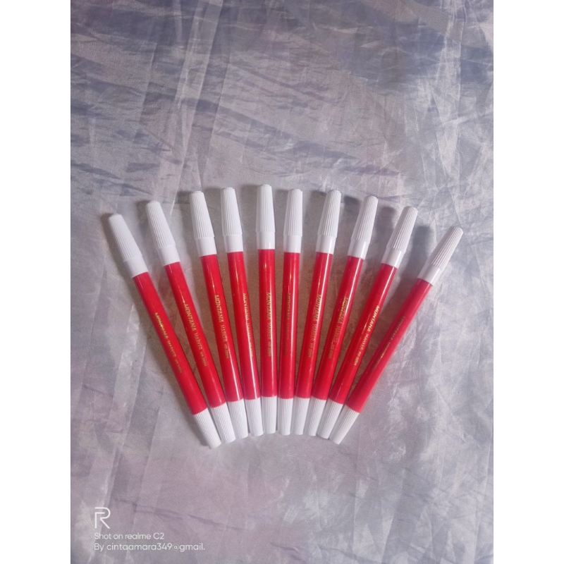 

Spidol Kecil Montana Merah