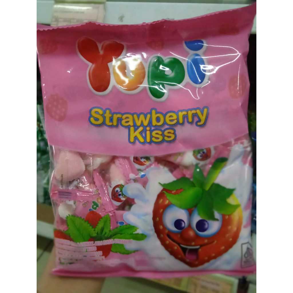 

Permen Yupi Strowberry Kiss Sak