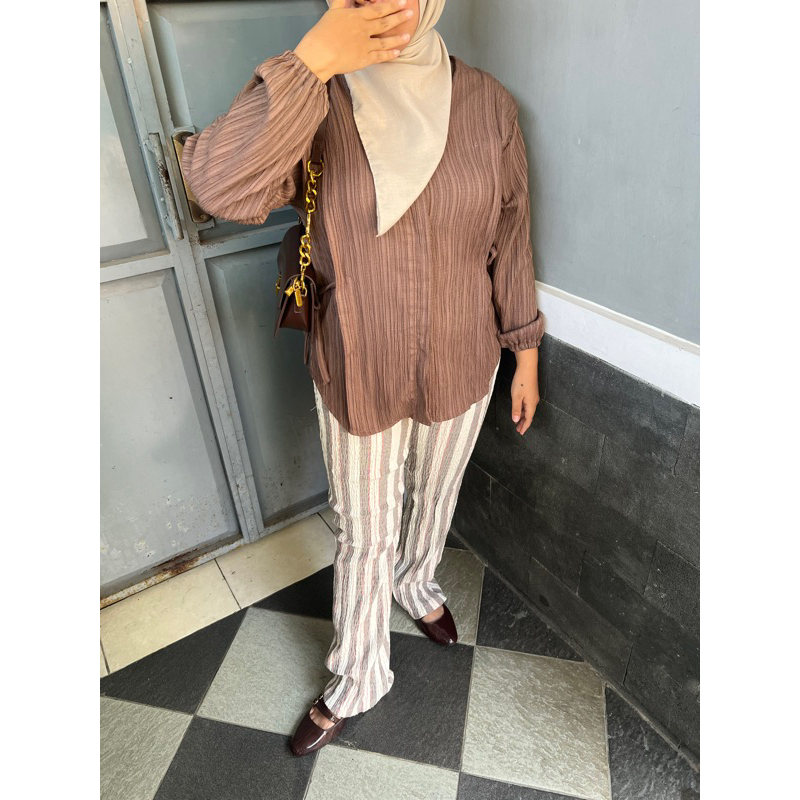 PL - stripes pants