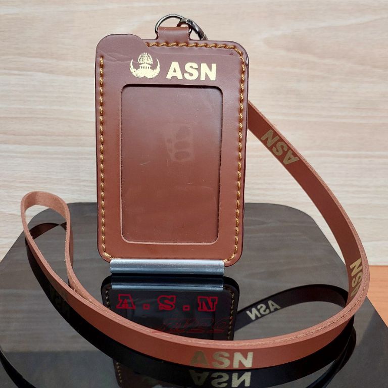 

KODE I33J Id Card Kulit ASN Id Card Kulit KORPRI