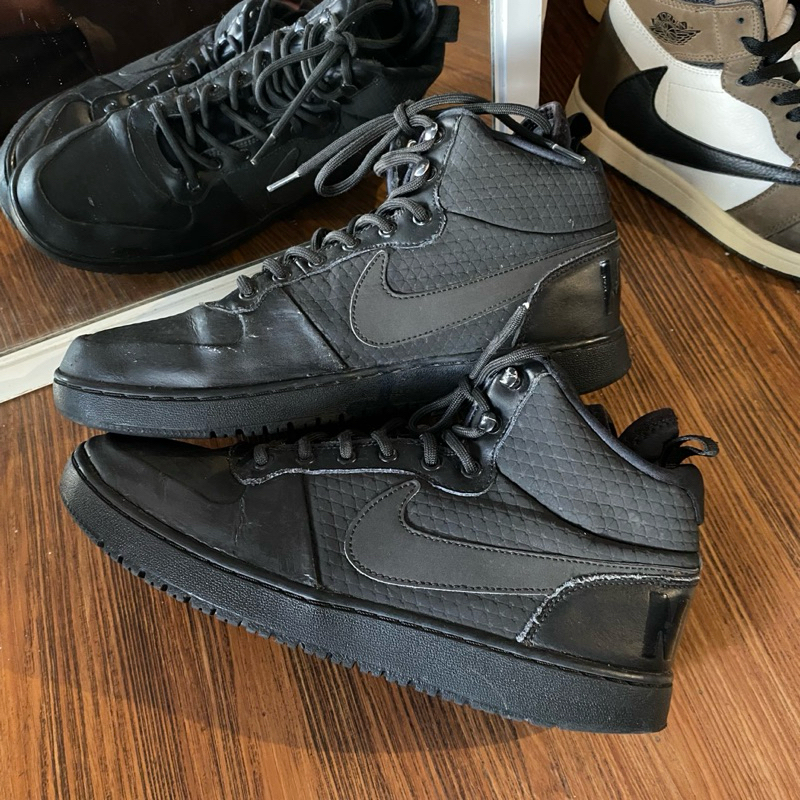 Nike Court Borough mid winter triple black reflective outdoor original murah - size 43 27,5cm